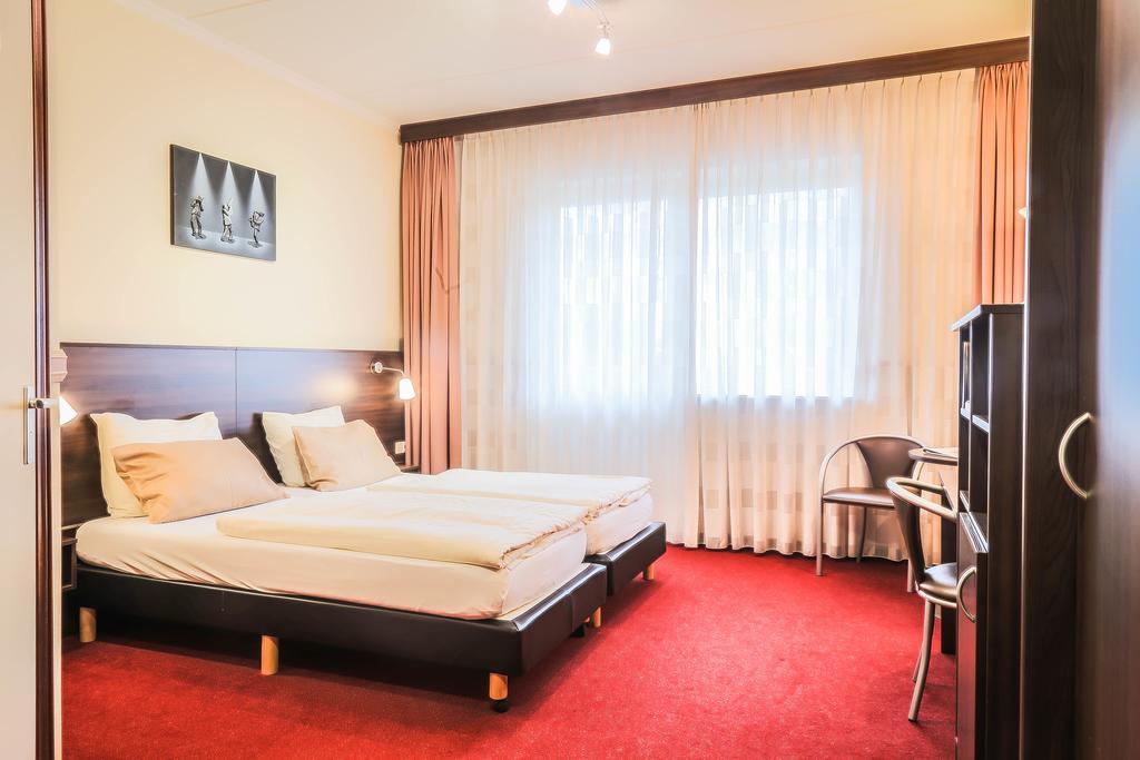 Hotel Frans Op Den Bult Deurningen エクステリア 写真